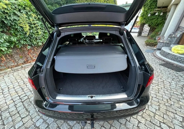 Audi A4 cena 59900 przebieg: 201000, rok produkcji 2016 z Łobez małe 352
